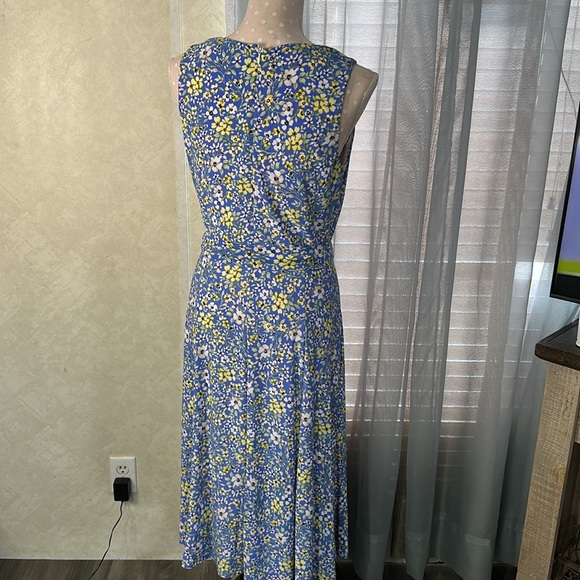 Anne Klein Blue and White Floral Dress - Picture 5 of 5